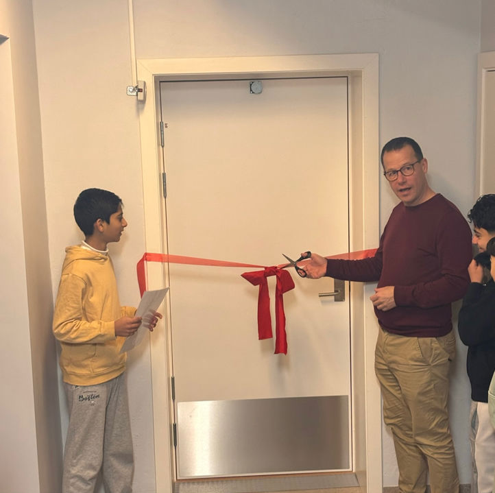 Snorklipping og høytidelig åpning av nye garderober.